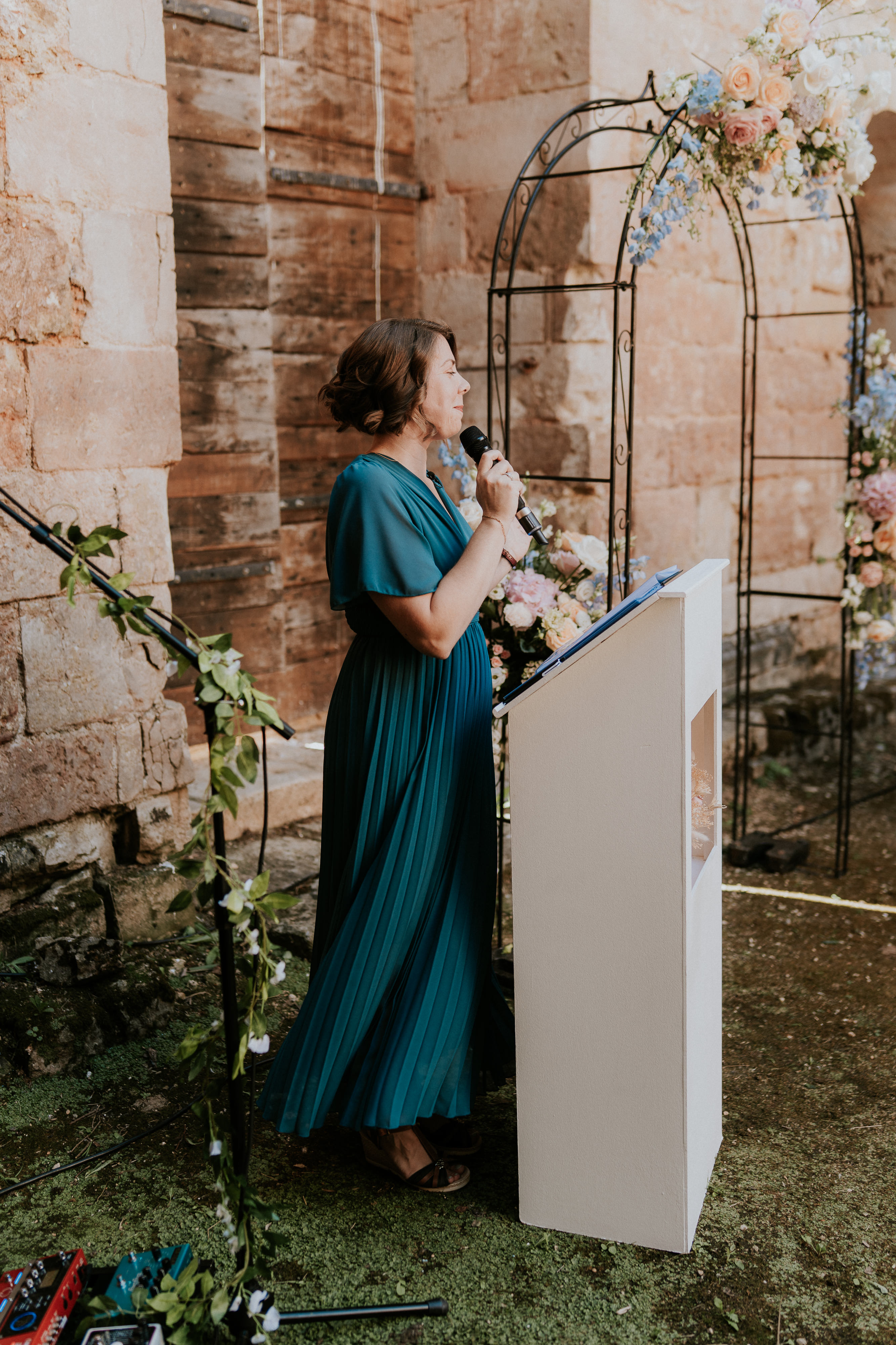 Amélie Gosset Officiante et décoratrice 86 Lilie événements